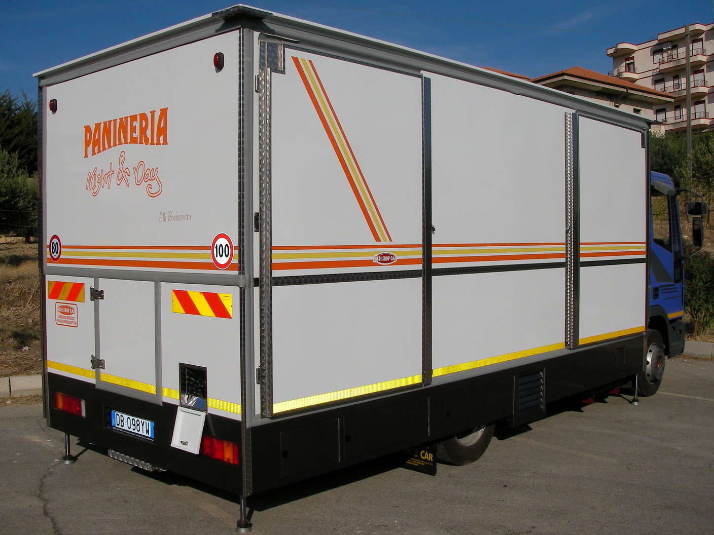 Autonegozio Paninoteca - immagine 3