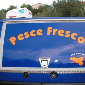 Autonegozio per Pescheria con gruppo frigo