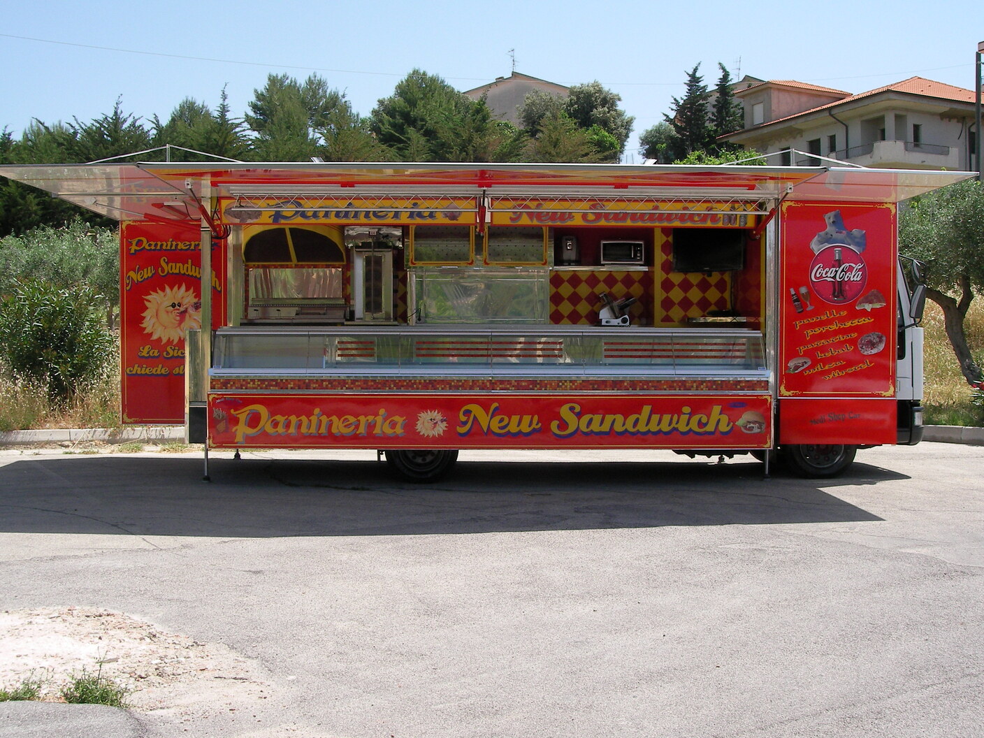 Autonegozio Paninoteca - immagine 14