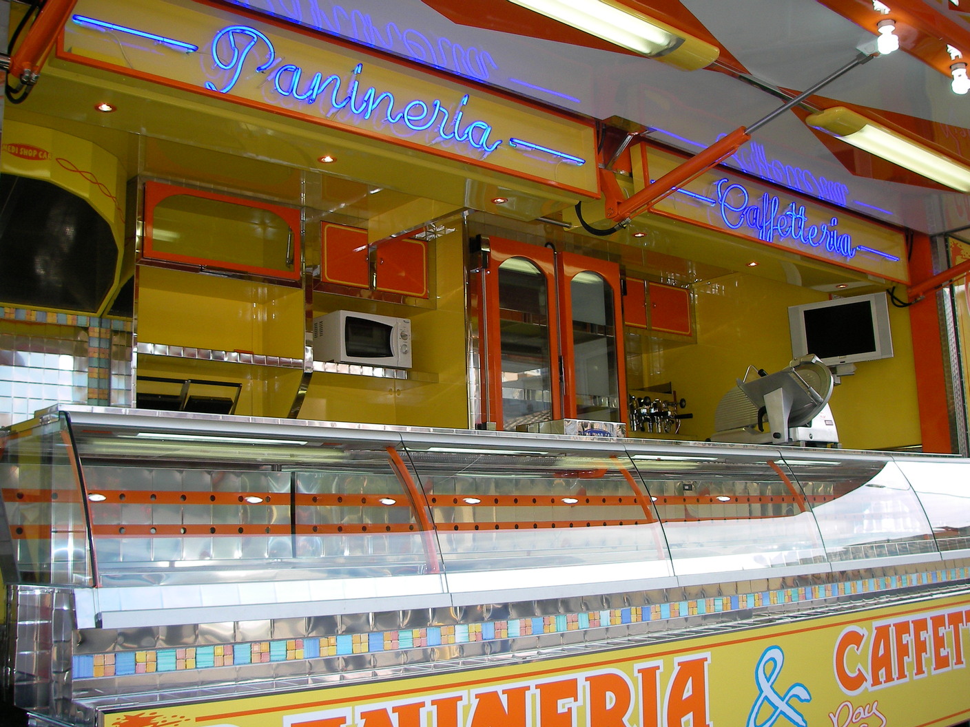 Autonegozio Paninoteca - immagine 23