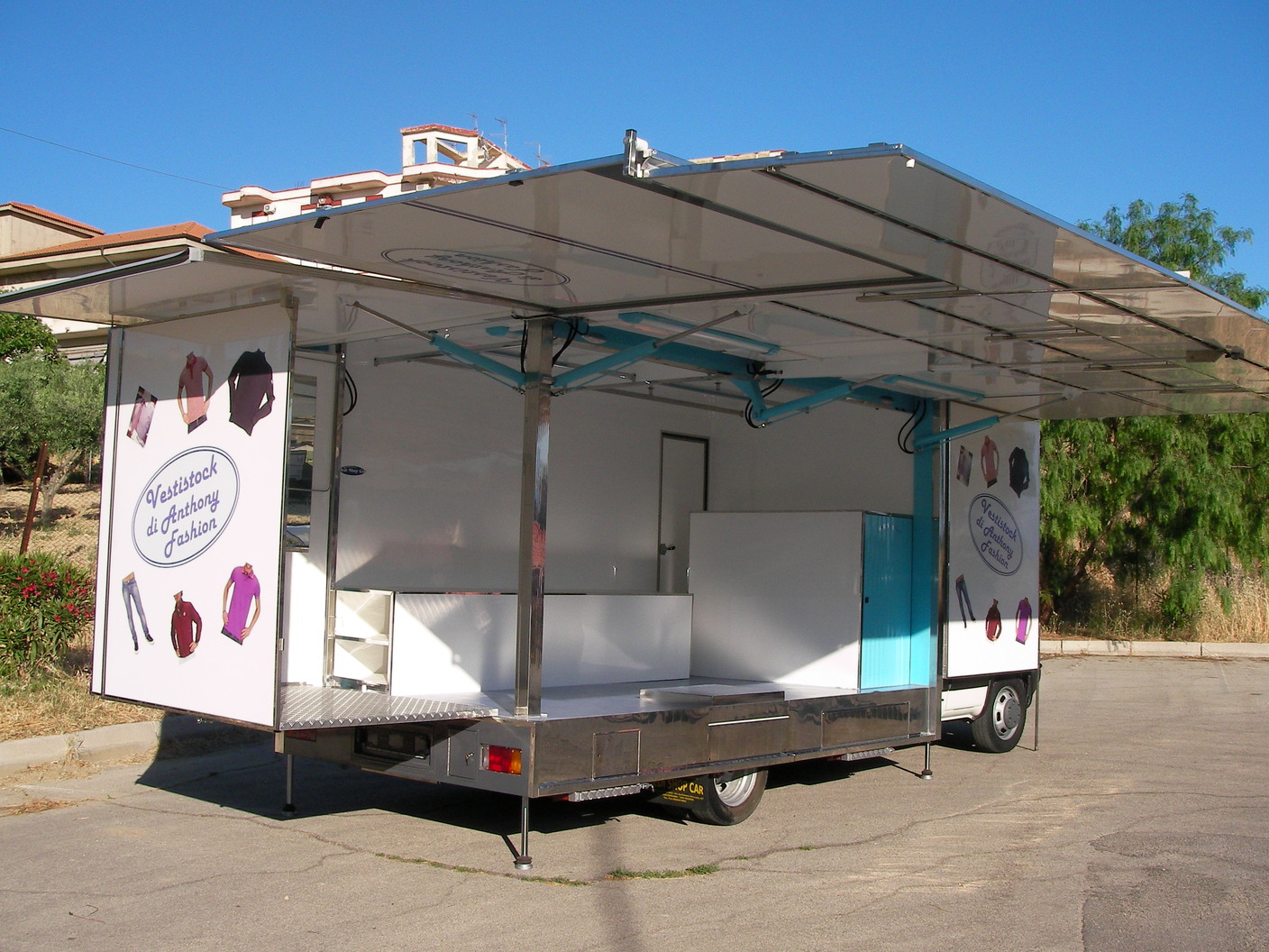 Autonegozio per Abbigliamento - immagine 27