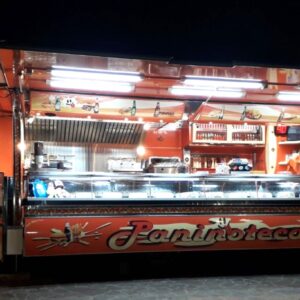 Autonegozio Paninoteca con prolungamento automatizzato zona posteriore