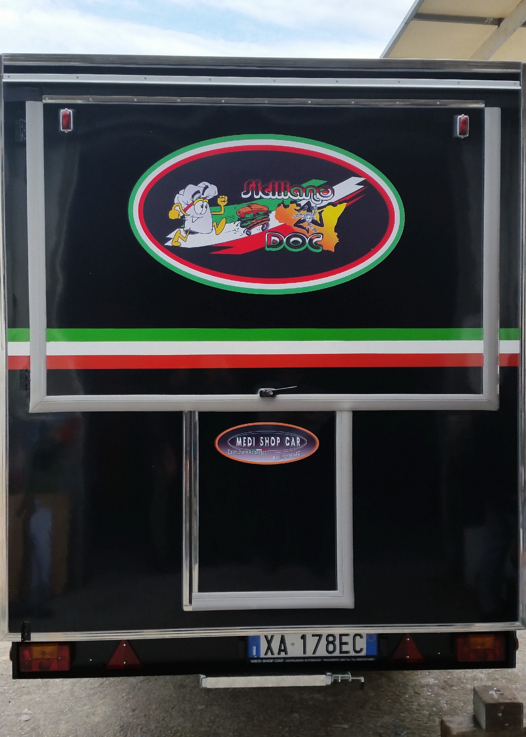 Rimorchio omologato per Gastronomia, Catering & Street Food - immagine 4