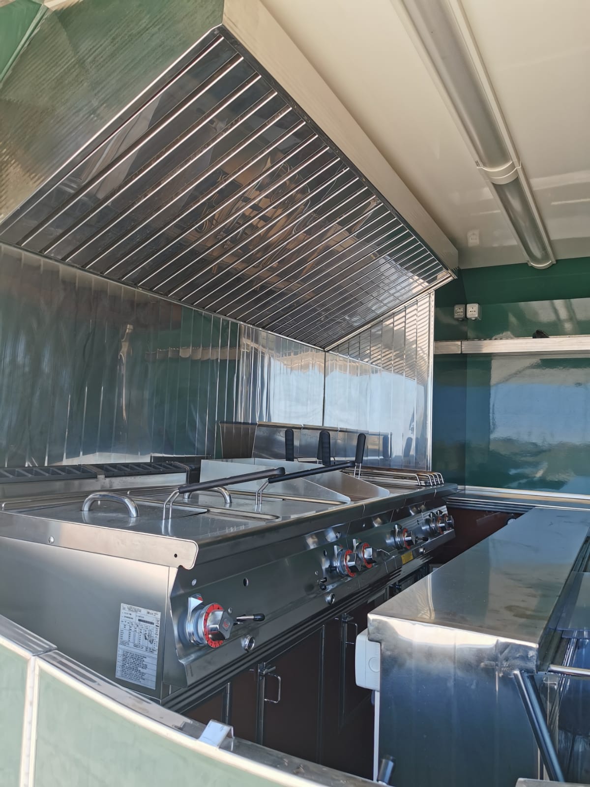 Cucina mobile personalizzata - Catering - immagine 7